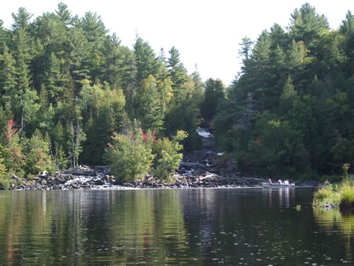 Approaching Ragged Falls.