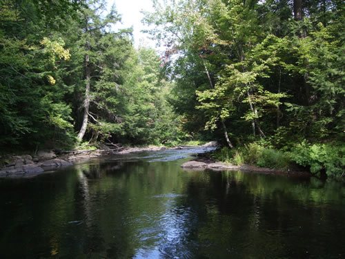 Put in at the top of Ragged Falls.