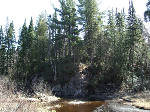 Cliff near the portage to Furrow Lake.